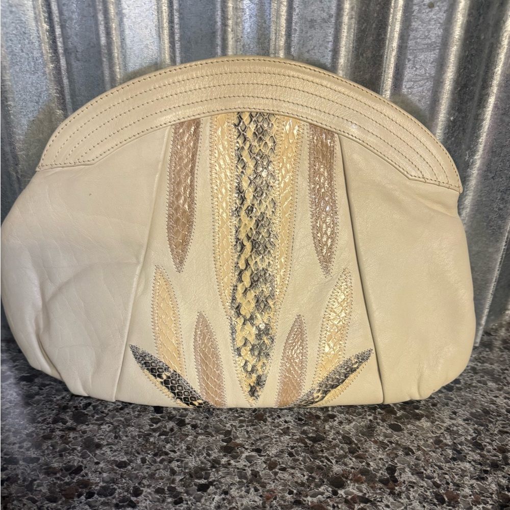 Elegant Cream and Gold Women's Clutch